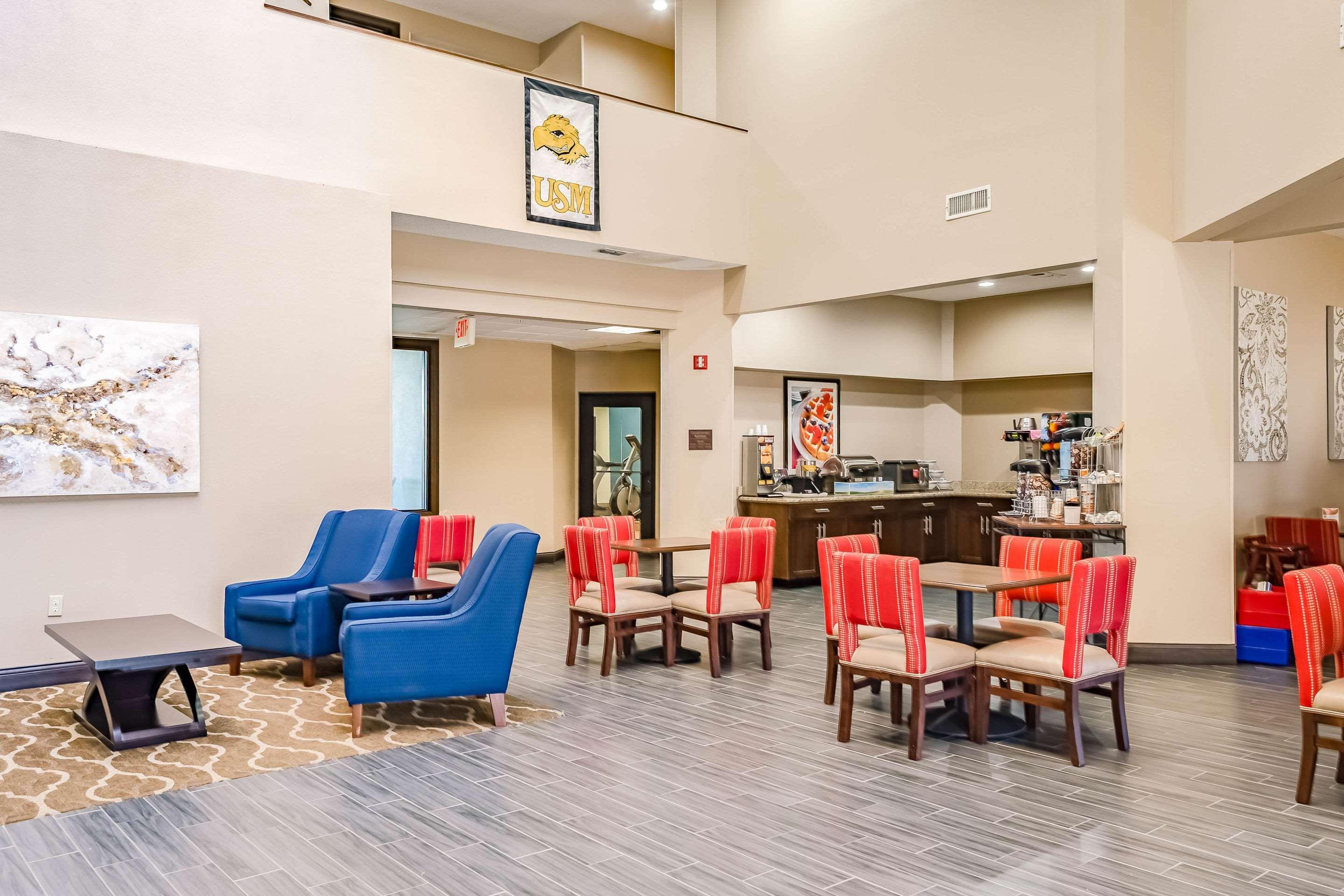 Comfort Suites Hattiesburg Exteriér fotografie
